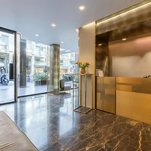 Apartment Nj & San Pietro All'orto 6, Milan