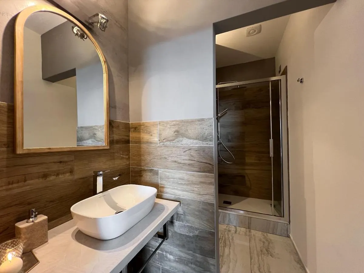 Holiday home Holy-Day Rooms Milano Italy