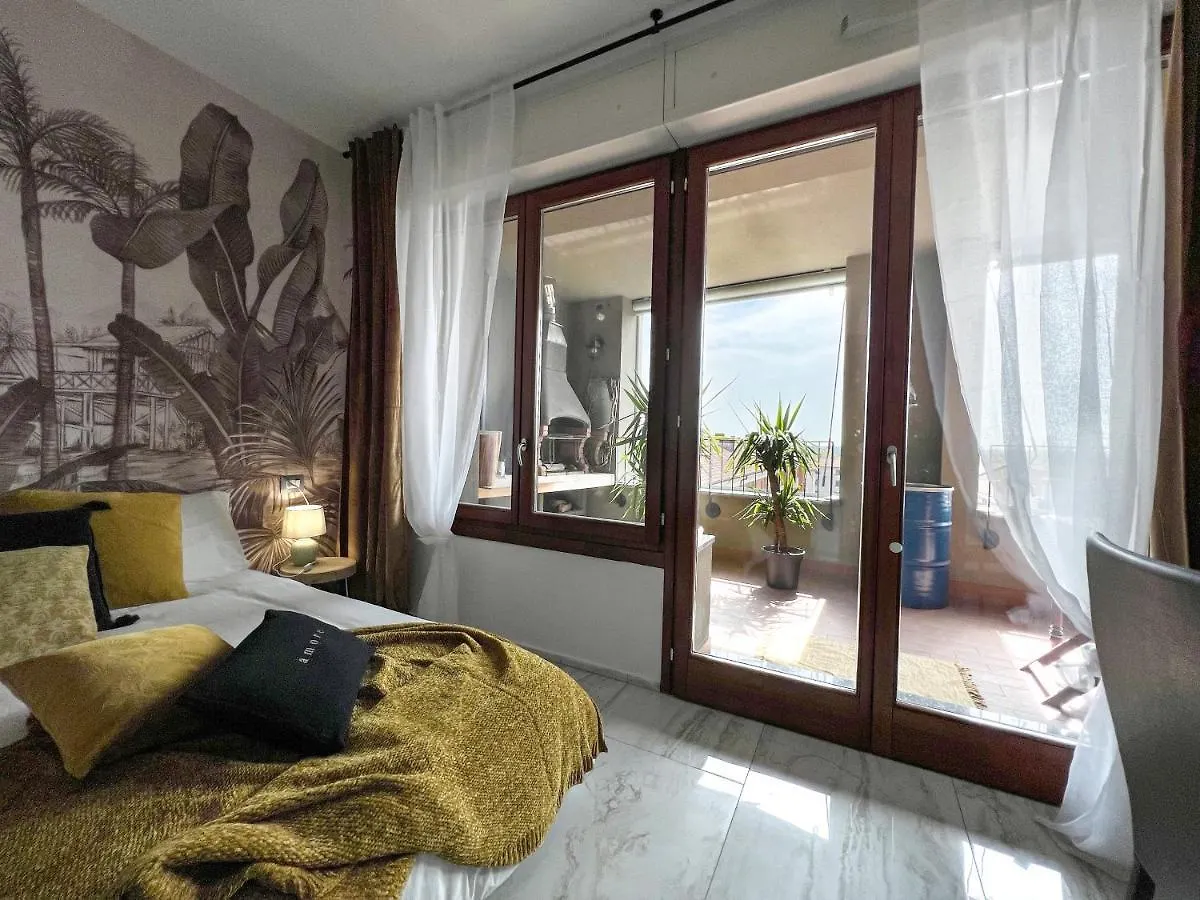 Holiday home Holy-Day Rooms Milano Italy
