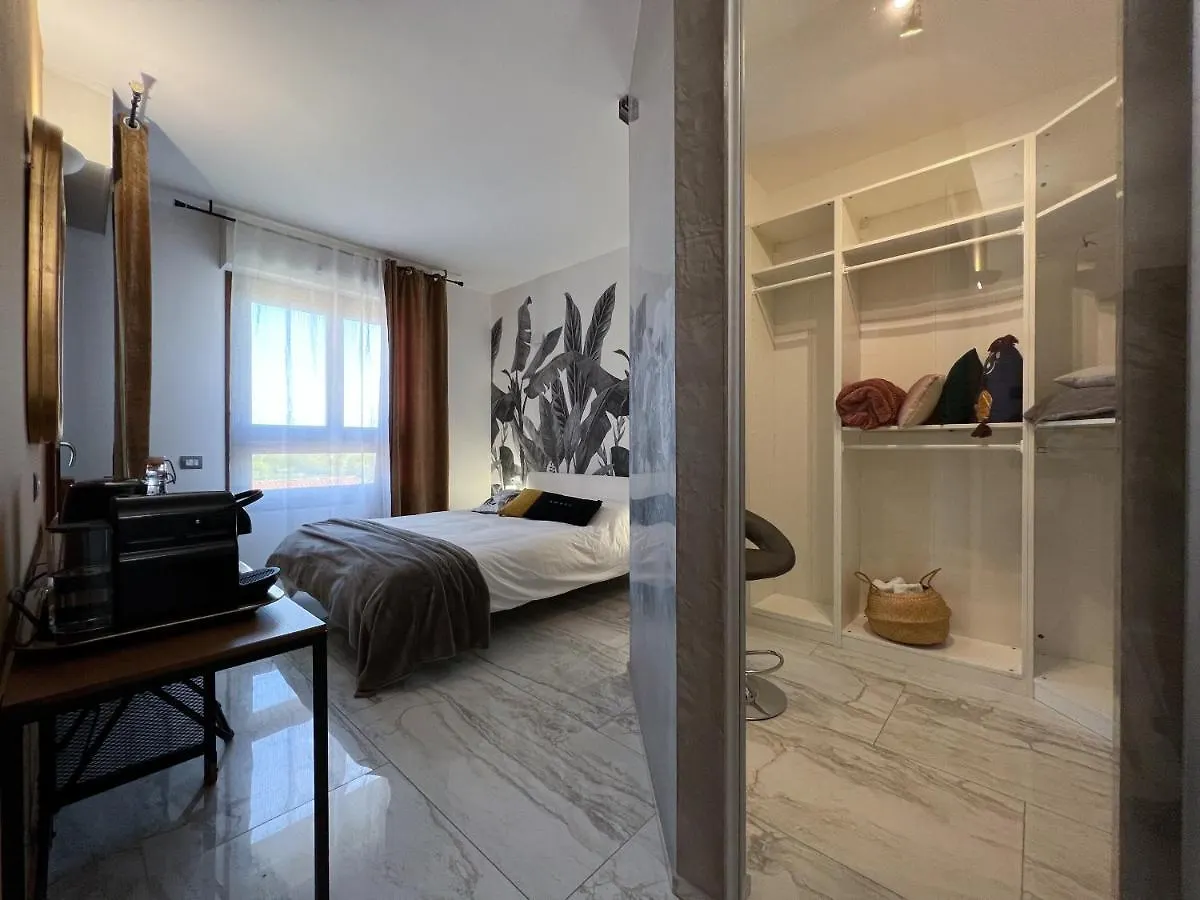Holy-Day Rooms Milano Holiday home