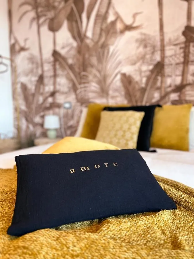 Holy-Day Rooms Milano 0*, Milan Italy